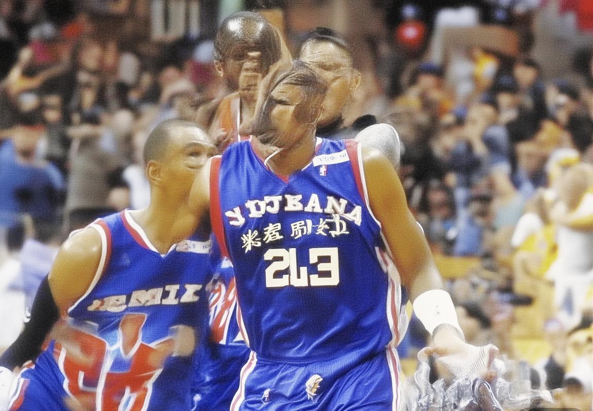 2018年1月30日NBA焦点战：雄鹿VS76人，阿德托昆博与恩比德巅峰对决(图4)