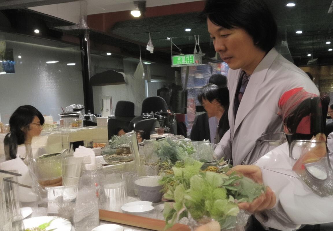 弗拉门戈VS国际休育：足球盛宴中的战术对决与团队精神展现